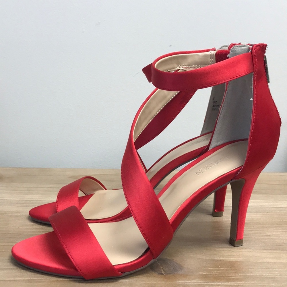 Expression Red Sandals - Picture 4 of 6